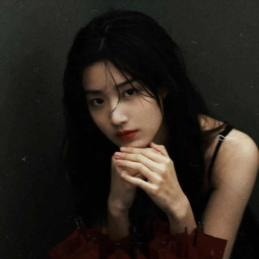 女主角